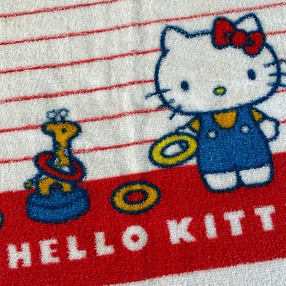 VINTAGE 80S SANRIO HELLO KITTY CHILDREN'S BATH TOWEL - Picture 5 of 9